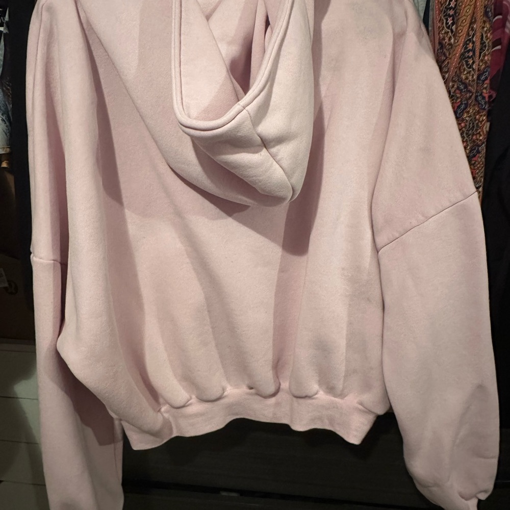 Blogilates pink marshmallow hoodie - Picture 4 of 9